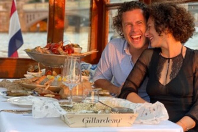 Private Lunch or Dinner Cruise for 4 Guests - A Private Meal on Salonboot Delphine