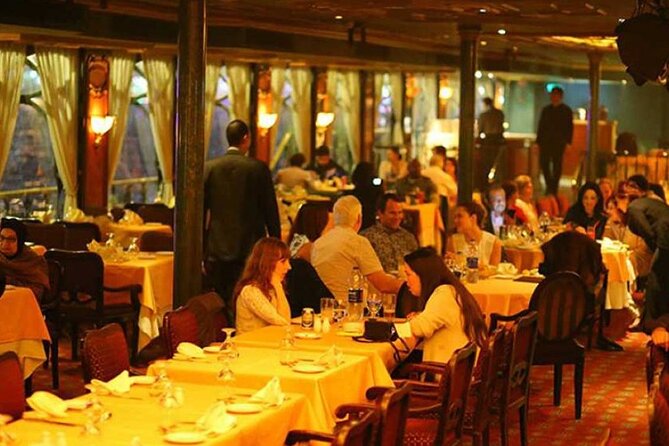Private Nile Dinner Cruise in Cairo - Buffet dinner: plenty of choice, mixed expectations