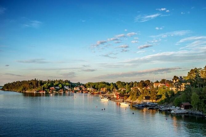 Private Yacht Cruise with Lunch or Dinner in Stockholm Archipelago - Who will enjoy this cruise most