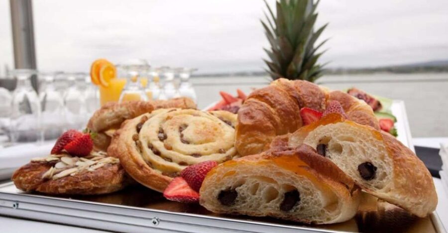 Québec City: Weekend River Brunch Cruise - Is $73 a fair price?