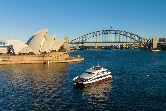 Relaxing 1.5-Hour Buffet Lunch Cruise on Sydney Harbour - The harbour sights worth watching for