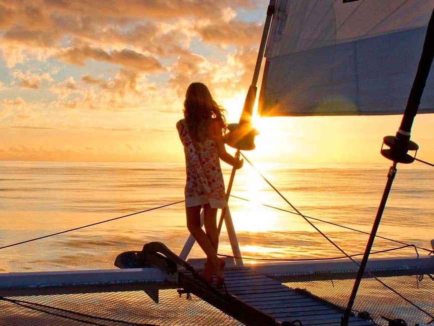 Rethymno: Luxury Sunset Cruise with Dinner and Drinks - Should you book the Rethymno sunset cruise?