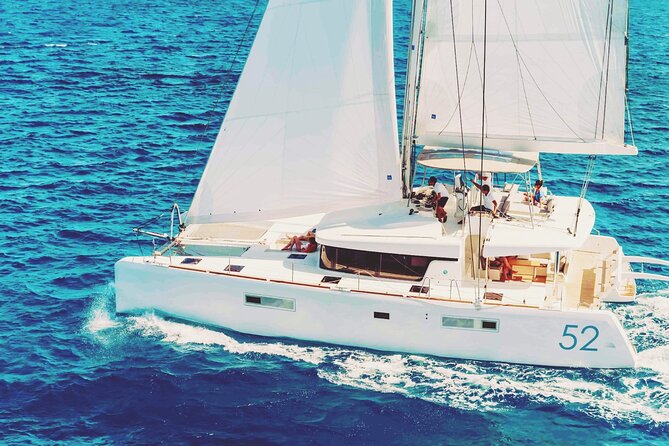 Rethymno: Private Catamaran Cruise with Lunch and Drinks - A Mediterranean lunch prepared onboard