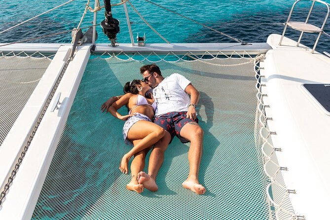 Rethymno: Private Catamaran Cruise with Lunch and Drinks - Crew service and the small details that matter