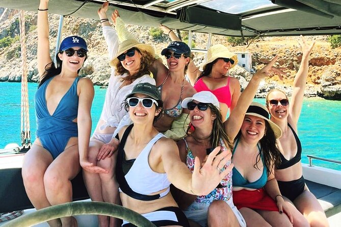 Rethymno: Private Catamaran Cruise with Lunch and Drinks - Who will get the most from this private cruise