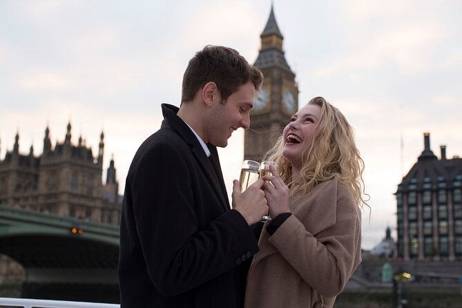 River Thames Evening Cruise with Sparkling wine and Canapés - Shakespeare’s Globe and the south bank view