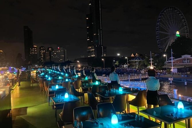 Royal Princess Dinner Cruise: Bangkok Chao Phraya River - Music, cabaret, and the mood on board