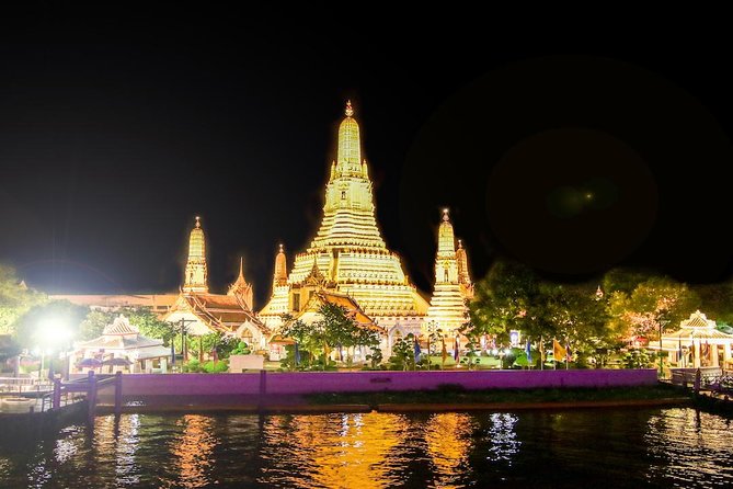 Saffron Luxury Dinner Cruise: A Journey on the River of Kings - Rooftop views, rain, and the sound level