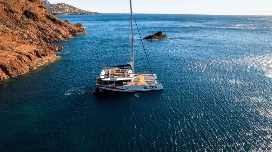 Saint-Raphaël : Sunset & Dinner Cruise to the Golden Island - Île d’Or, paddleboards, and the swimming break