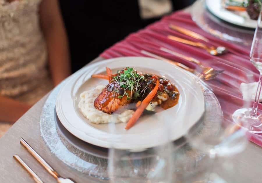 San Diego: Buffet Dinner Cruise with Drinks - Should You Book the San Diego Dinner Cruise?