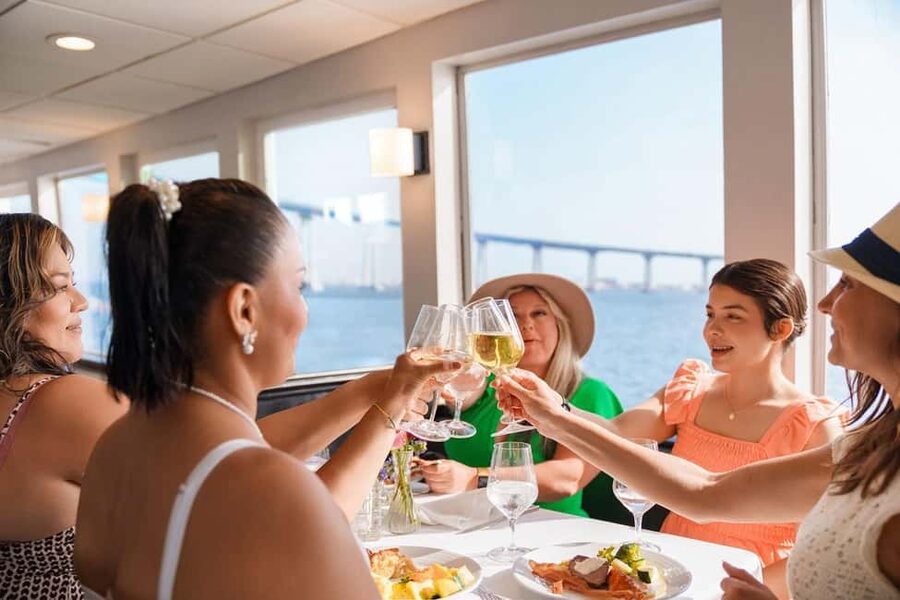 San Diego: City Cruises Buffet Breakfast and Brunch Cruise - Boarding at 1800 North Harbor Drive