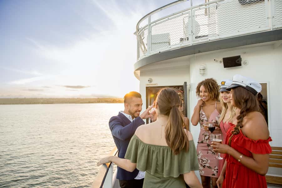 San Diego: City Cruises Gourmet Dinner Cruise - Boarding at Grape Street Pier