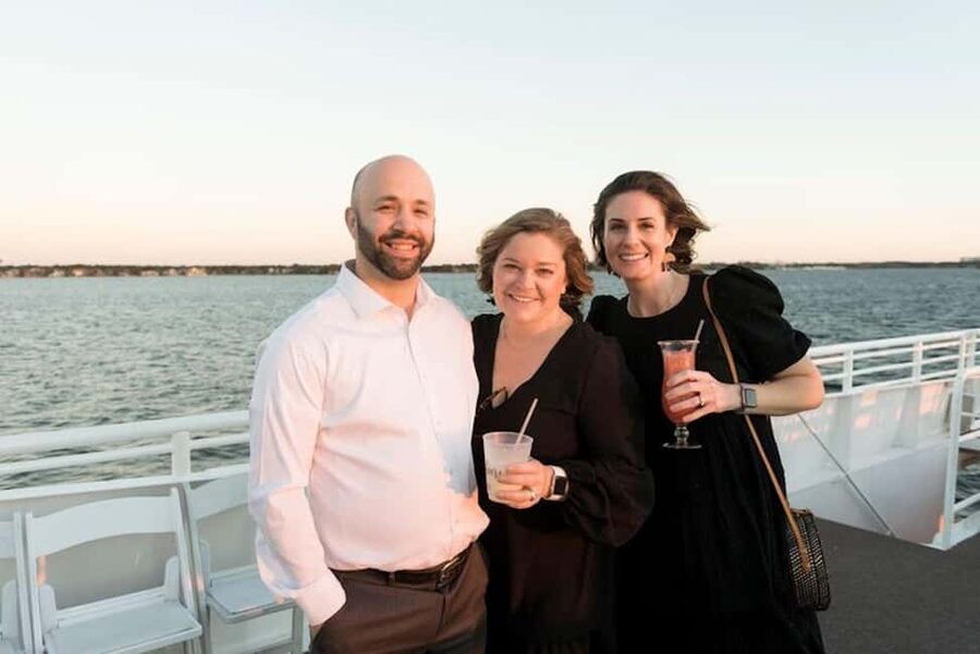 Sandestin: Sunset Dinner Cruise with Live Music - How the experience compares with a normal dinner