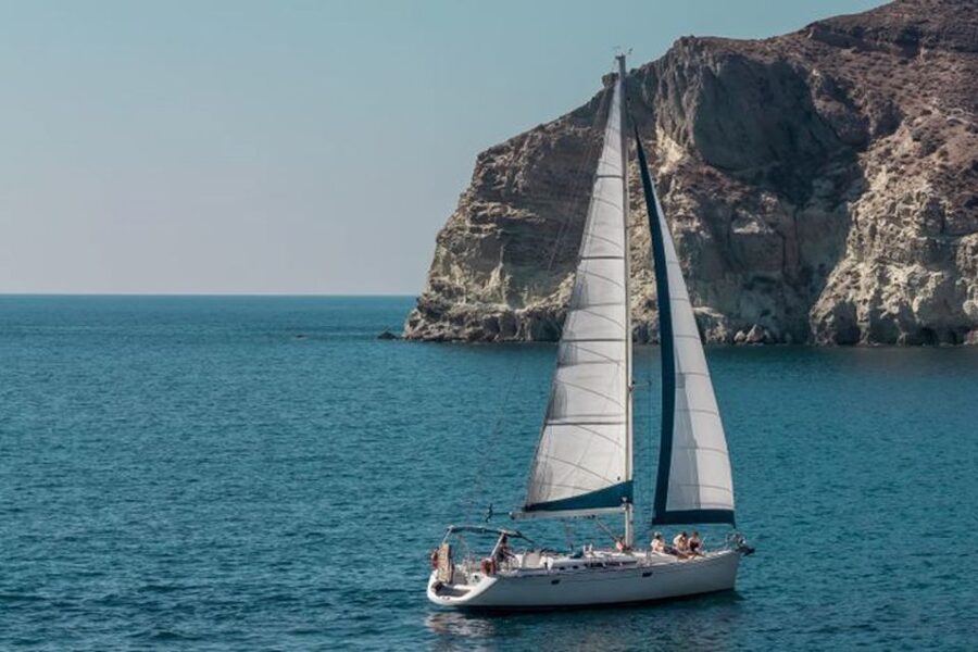 Santorini Caldera: Morning Sailing Cruise with Meal - Setting Out From Vlychada Marina