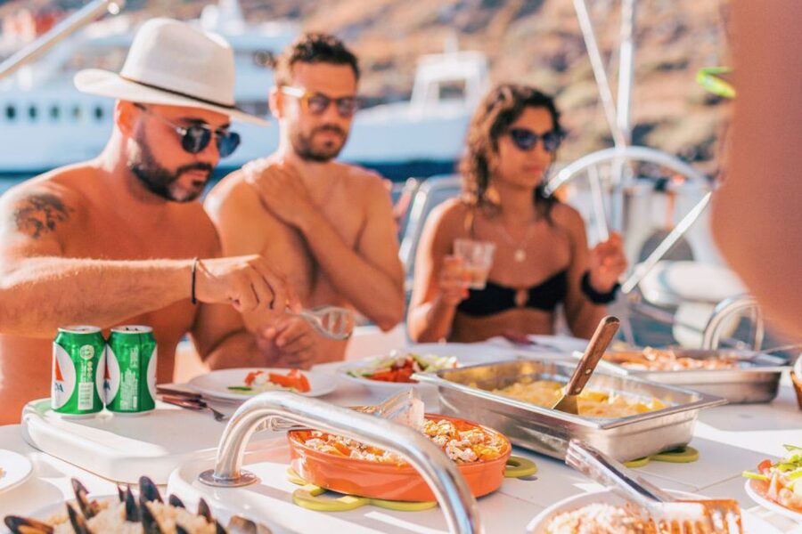 Santorini Caldera: Morning Sailing Cruise with Meal - Lunch Beside the Volcanic Islands