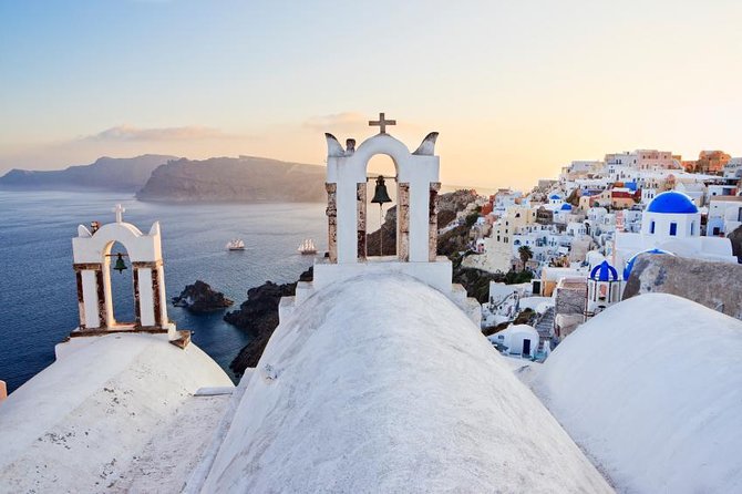 Santorini Caldera Sunset Sailing Cruise with Dinner and Wine - Five things to know before you book