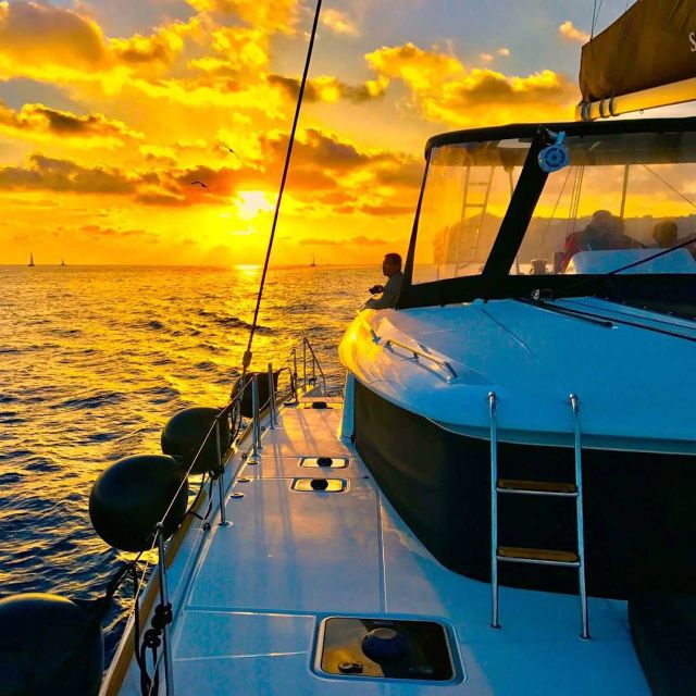 Santorini: Catamaran Cruise with Meal & Open Bar - What the $116 price really covers