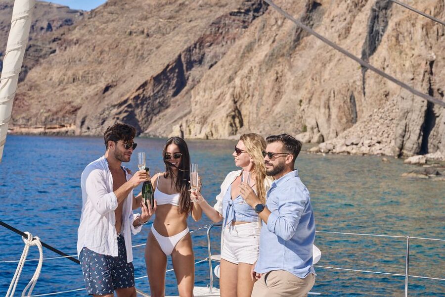 Santorini: Day Luxury Catamaran Cruise with Meal & Drinks - Should You Book the Santorini Catamaran Cruise?