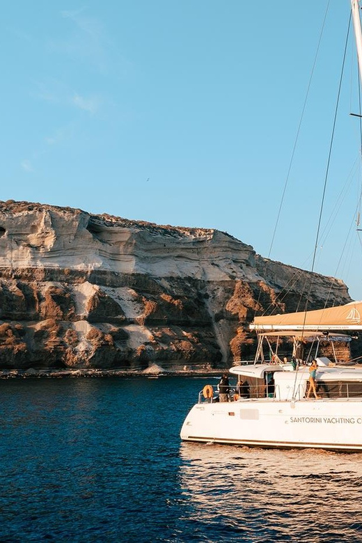 Santorini: Luxury Sunset Cruise with Dinner, BBQ, and Drinks - Sunset on the return to Vlychada