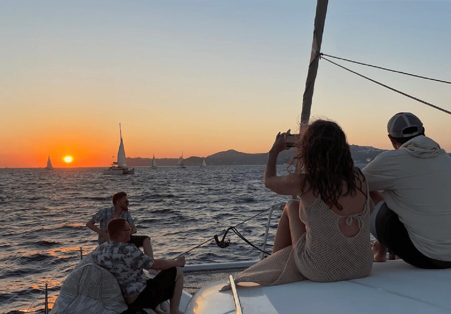 Santorini: Luxury Sunset Cruise with Dinner, BBQ, and Drinks - How good is the catamaran experience?