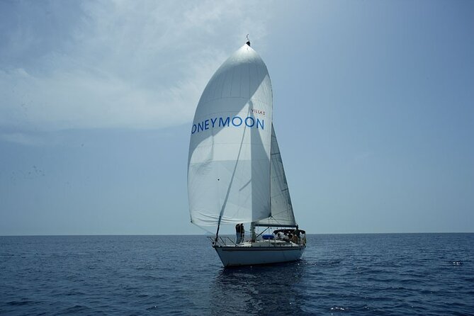 Santorini Oia: Private Sailing Yacht Cruise with Meal and Drinks - Why this private Santorini cruise is different
