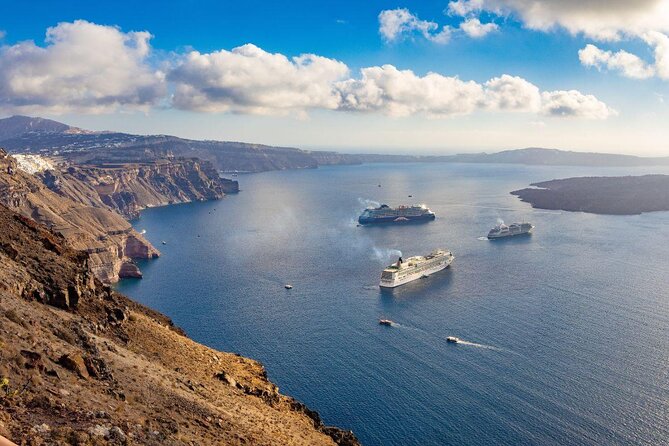 Santorini Platinum Catamaran Cruise with Meal, BBQ and Open Bar - Key points before you book