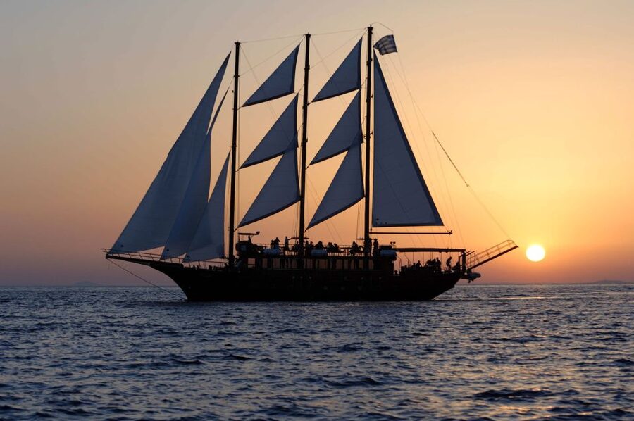 Santorini: Volcanic Sunset Cruise with Dinner - Practical Packing and Comfort Advice