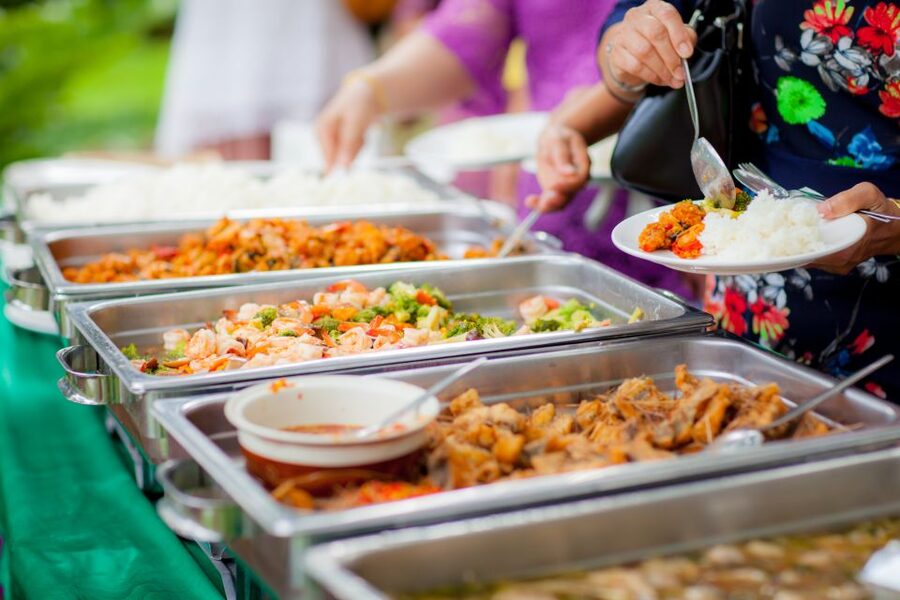 Savannah: Buffet Dinner Cruise with Live Entertainment - Arriving at 9 East River Street