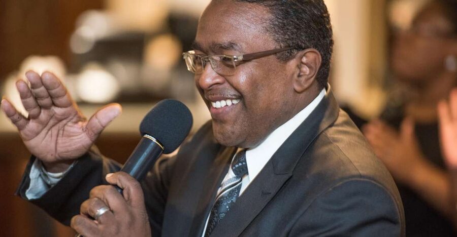 Savannah: Monday Gospel Dinner Cruise - Why the gospel music is the real centerpiece