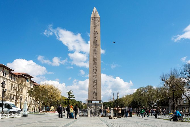 Small Group Full-Day Istanbul: Old City, Bosphorus Cruise & Lunch - The Grand Bazaar and the shopping question