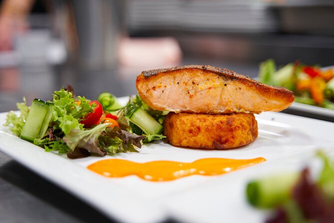 Spirit of Melbourne Dinner Cruise on the Yarra River - How the experience unfolds