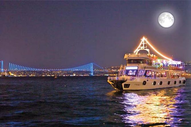 Stage Front Bosphorus Dinner Cruise with Pickup & Drinks included - A three-hour Istanbul night on the Bosphorus