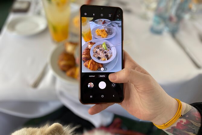 Summer Danube Brunch Cruise in Budapest - Drinks included, and what costs extra