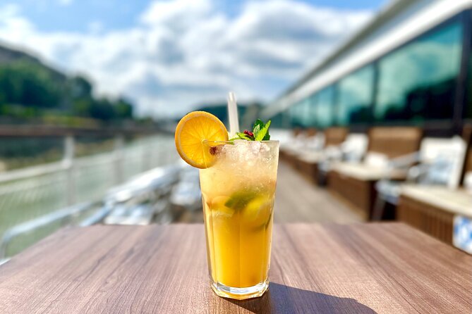 Summer Danube Brunch Cruise in Budapest - Comfort, seating, and photo advice