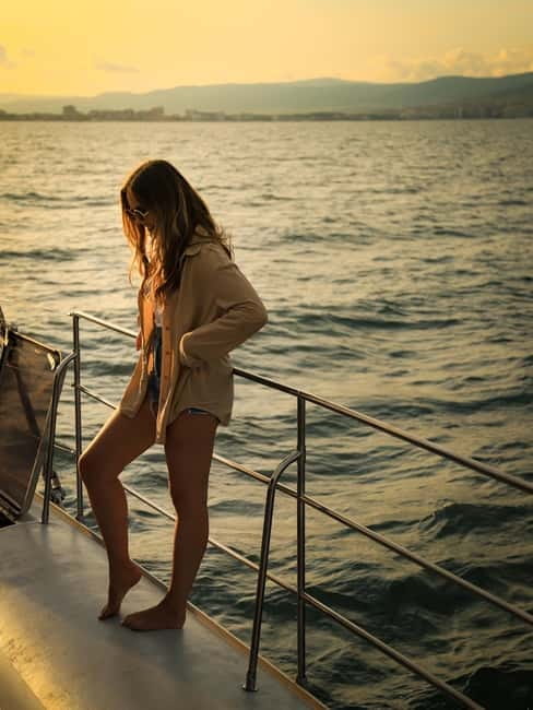 Sunny Beach: Sunset Catamaran Cruise with Dinner & Prosecco - Food, prosecco, and the open bar