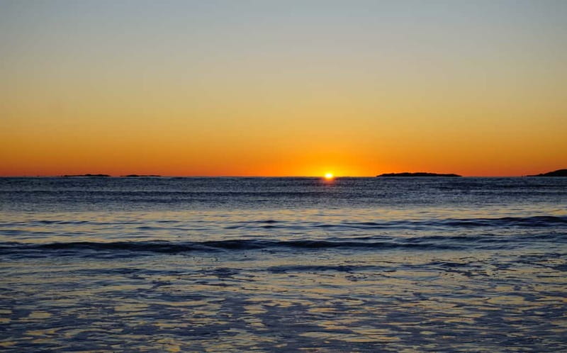 Sunny Beach: Sunset Catamaran Cruise with Dinner & Prosecco - Who should book, and who should skip it