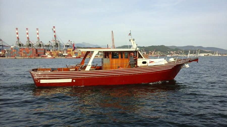 Sunset dinner boat tour in the Gulf of Poets - What $164.26 means for the evening