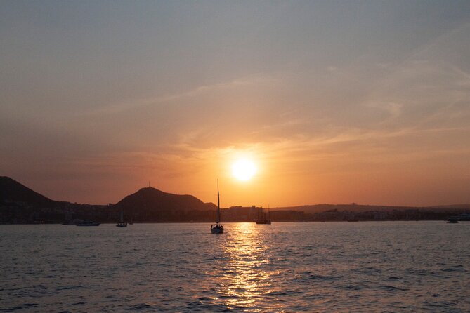 Sunset Dinner Cruise in Cabo San Lucas - Pedregal’s cliff homes and the Pacific view