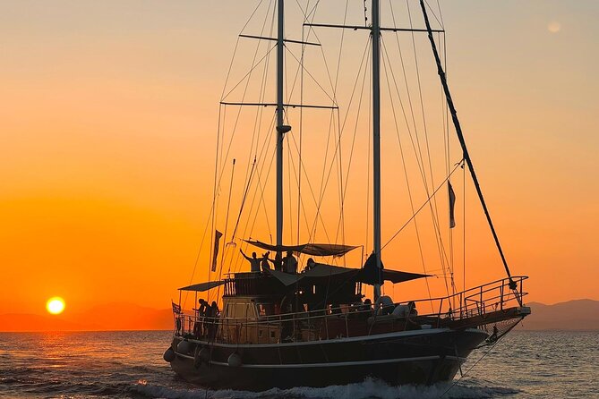 Sunset Dinner Cruise: Sunset, Swim, Drinks, and Dinner Onboard - Dinner Prepared While You Sail