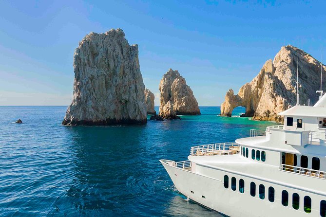 Sunset Mexican Dinner Cruise and Live Music in Cabo San Lucas - A sunset cruise built around Cabo’s best view