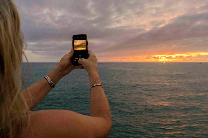 Sunset Mexican Dinner Cruise and Live Music in Cabo San Lucas - Open bar details: included, but keep expectations realistic