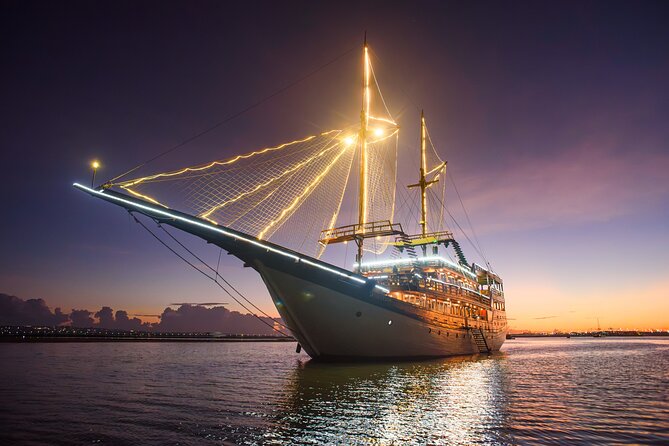 Sunset Sailboat Dinner Cruise & Private Ubud highlights Tour. - Tegenungan Waterfall: A Dramatic First Stop