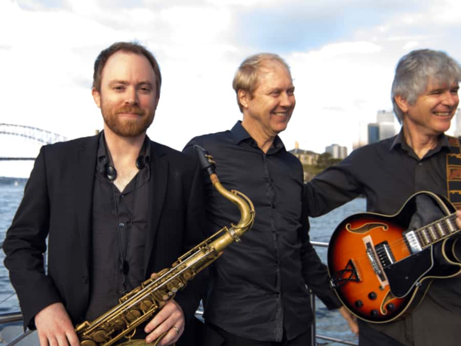 Sydney Harbour: 3-Hour Lunch Cruise with Live Music - Dessert and the move to the upper deck
