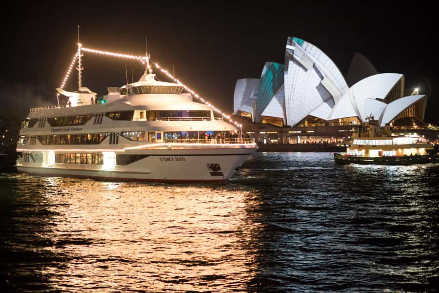 Sydney: Harbour Dinner Cruise with 3, 4 or 6-Course Menu - Practical details before you reserve