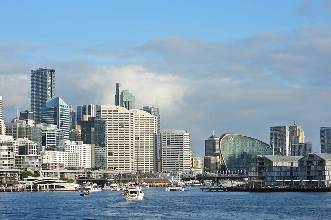 Sydney Harbour Discovery Dinner Cruise Scenic Sights and Buffet - Service, cleanliness, and the practical tradeoffs