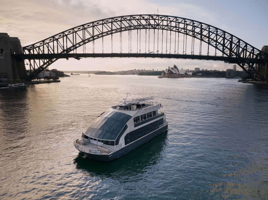 Sydney Harbour: Glass Boat Signature Dinner Cruise - FAQ