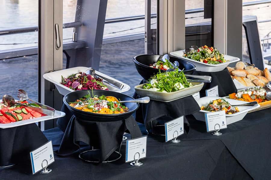 Sydney Harbour Lunch Cruise: 360° Glass Boat Views & Buffet - My booking advice