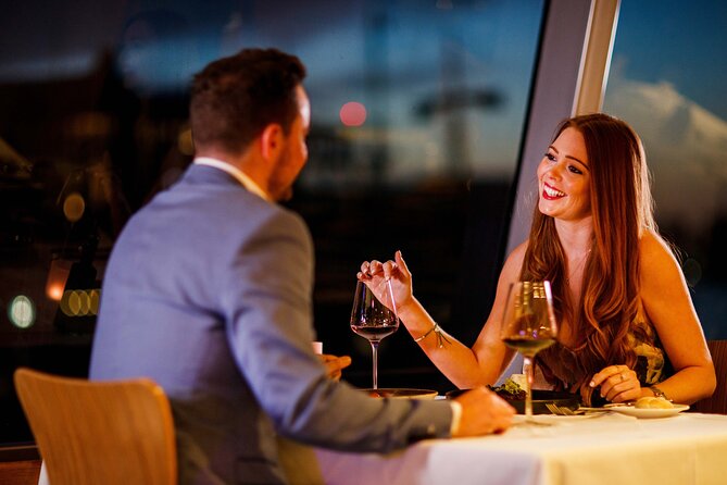 Sydney Harbour Starlight Dinner Cruise from Darling Harbour - What the four-course dinner includes