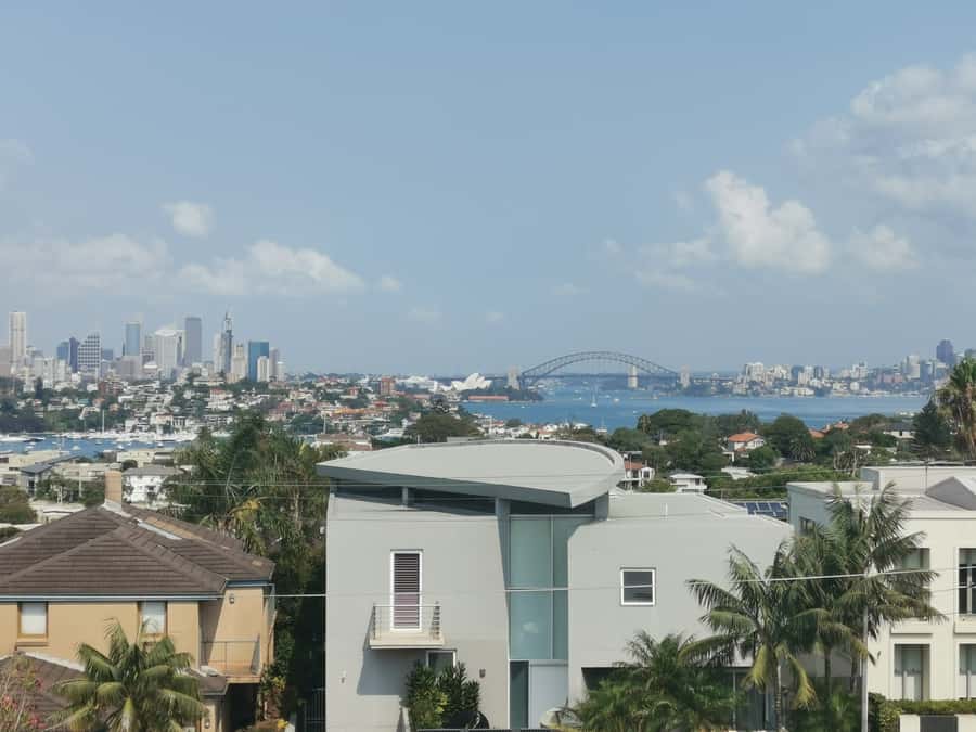 Sydney: Morning Sightseeing Bus to Bondi with Lunch Cruise - What you see from the water
