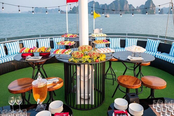 The Best 5 Star Halong Bay Cruise with Buffet,pool, Sunset Party - The guide can make a long day easier